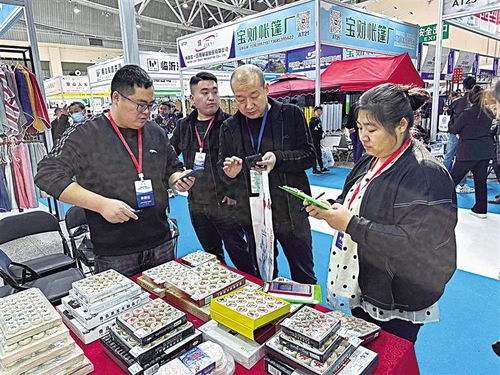 360余家企業(yè)帶來萬(wàn)種小商品