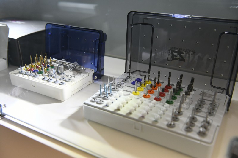 新華全媒 |探訪&ldquo;中國(guó)牙谷&rdquo;:從一顆牙出發(fā)的特色口腔產(chǎn)業(yè)集群